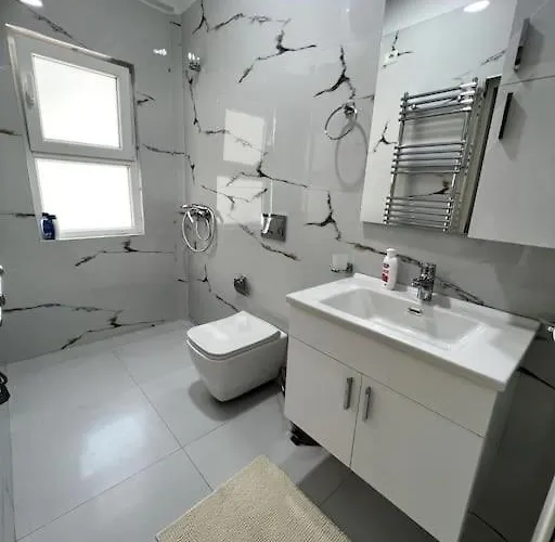 Lägenhet Florents 1-bd Villa, Free Parking&garden